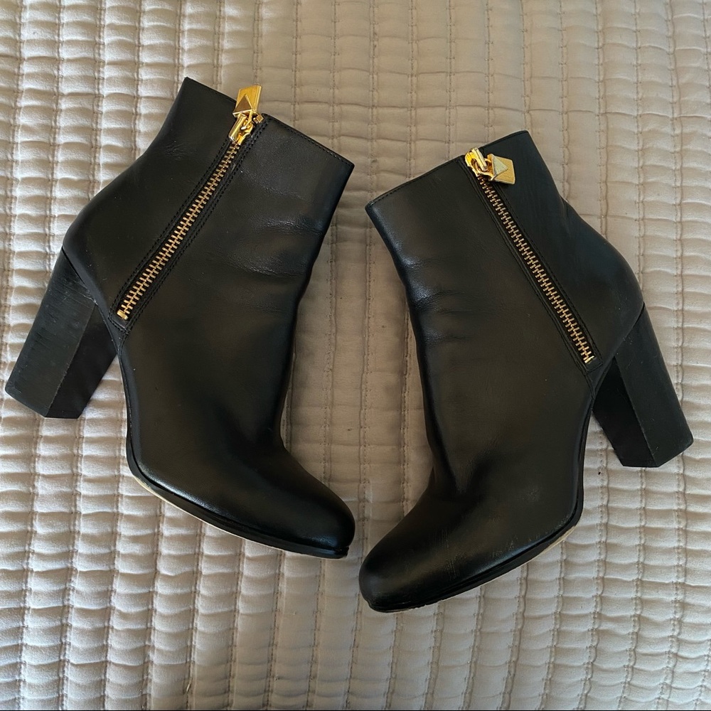 MICHEAL KORS MARGARET BOOTIE